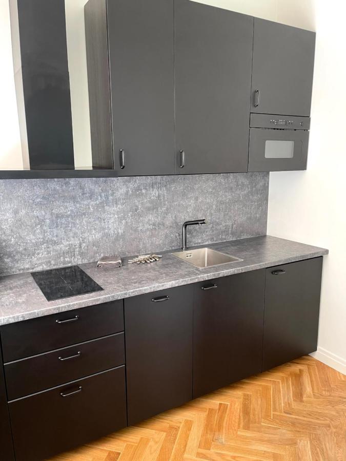 Center Theater Apartment